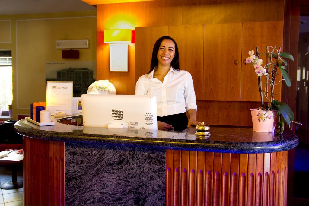 Hotel La Fenice Lignano Sabbiadoro Bagian luar foto