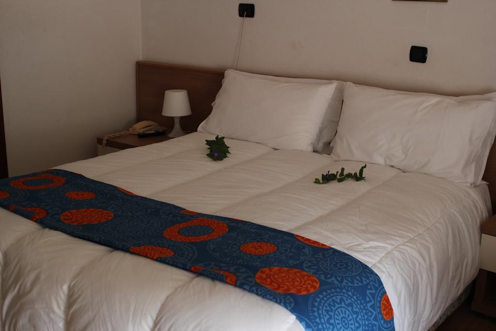 Hotel La Fenice Lignano Sabbiadoro Bagian luar foto